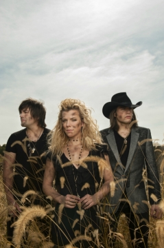 The_Band_Perry_Sophomore_Album_2013